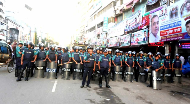 অস্থিতিশীল পরিস্থিতি মোকাবিলায় সতর্ক অবস্থানে আইনশৃঙ্খলা রক্ষাকারী বাহিনী